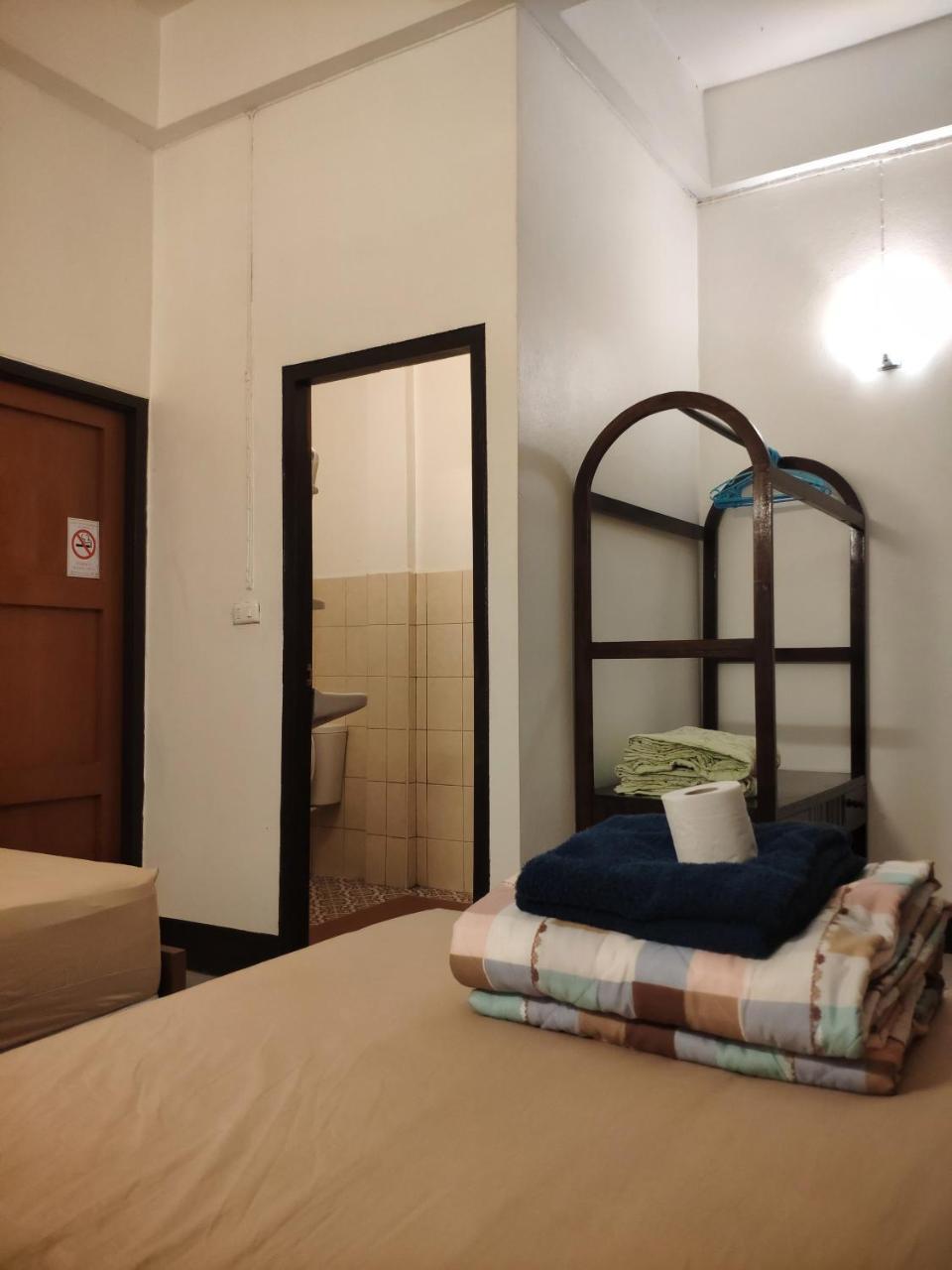 צ'יאנג מאי Sarah Guest House מראה חיצוני תמונה