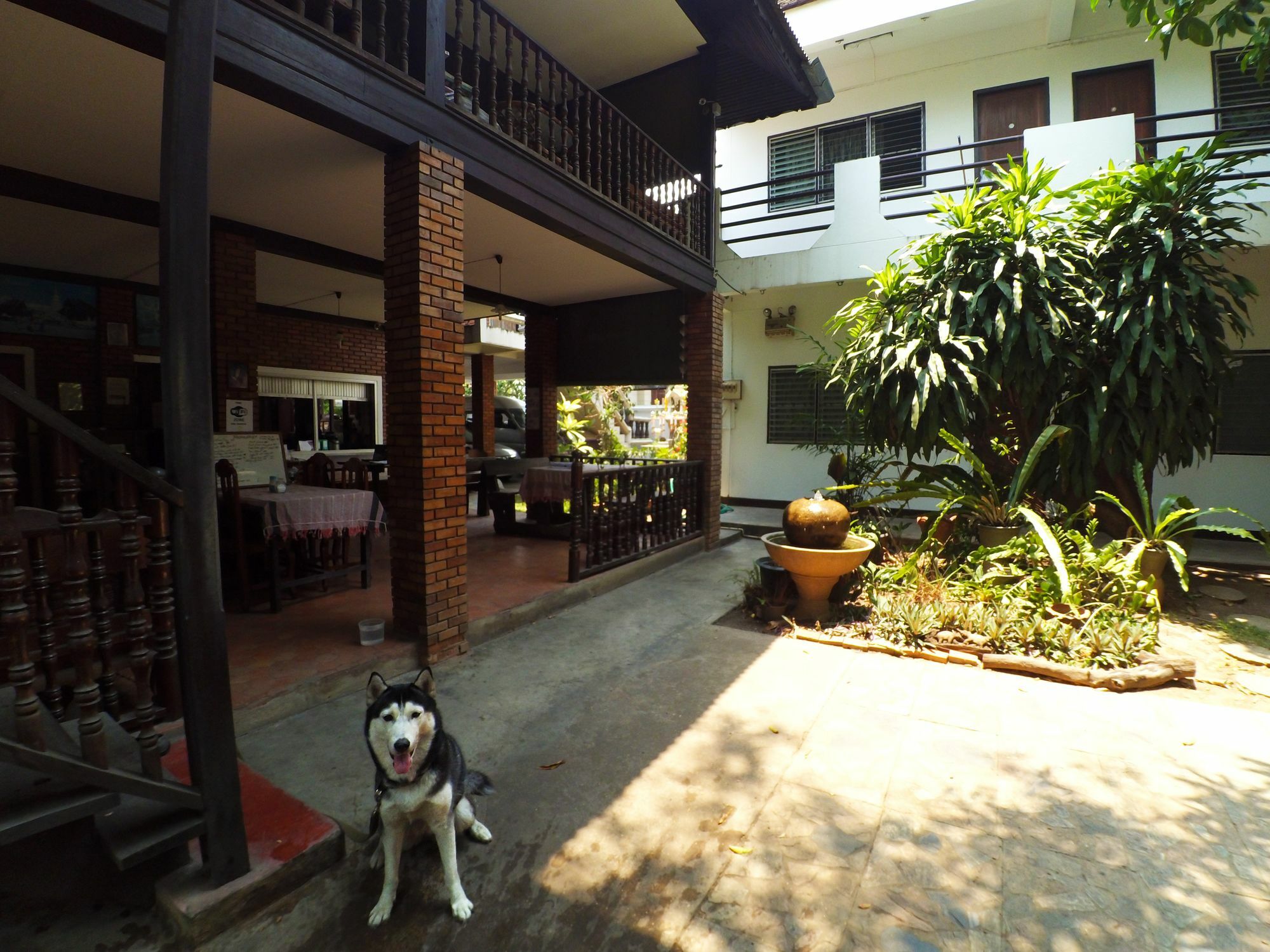 צ'יאנג מאי Sarah Guest House מראה חיצוני תמונה